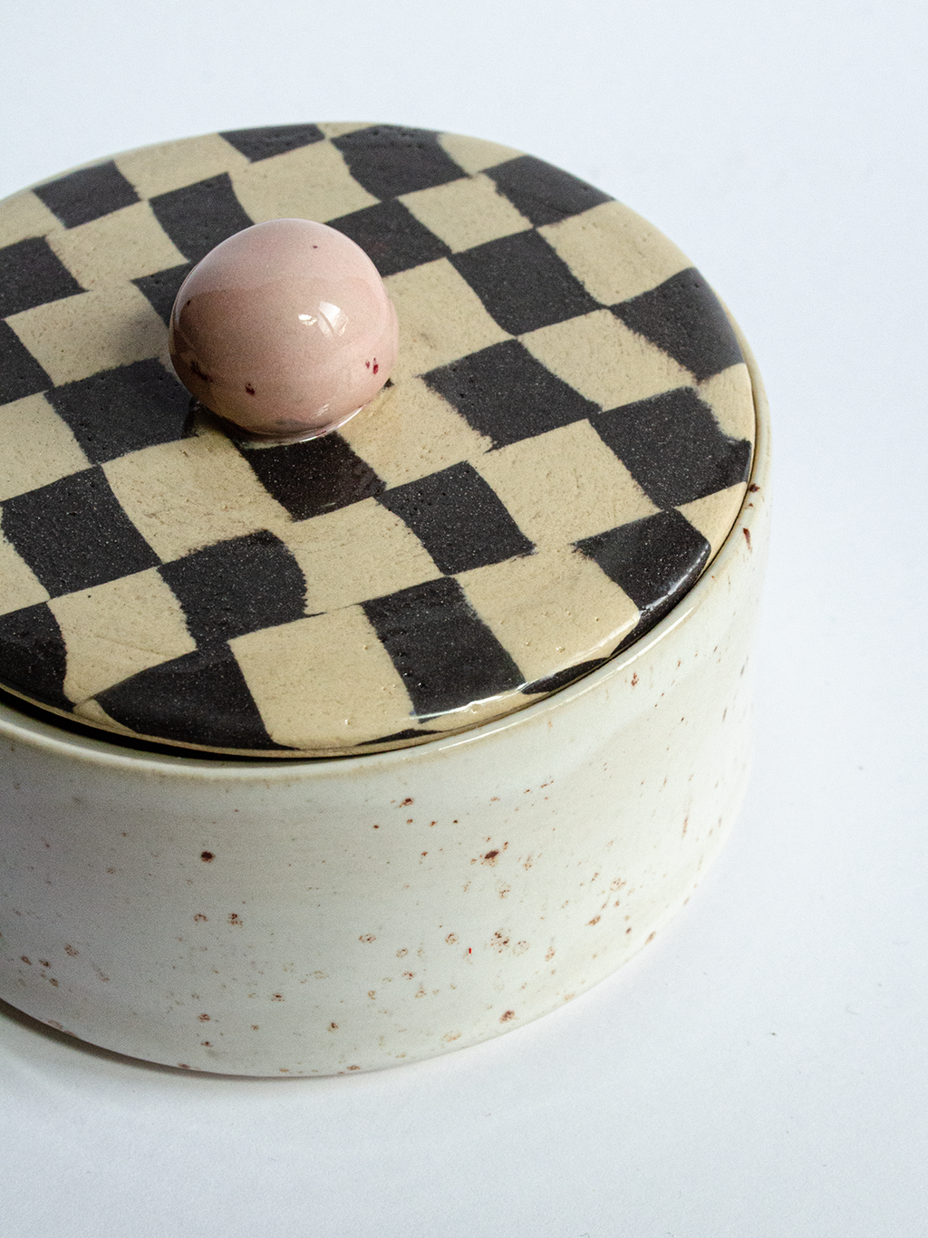 Pojemnik na biżuterię lub cukierniczka Pompon