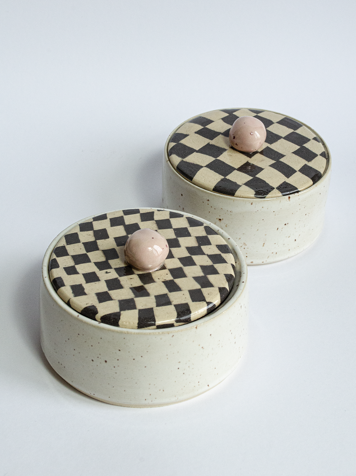 Pojemnik na biżuterię lub cukierniczka Pompon