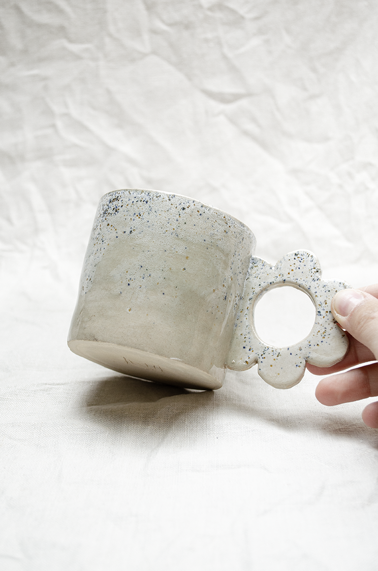 Kubek z uchem Kwiatuch 300 ml